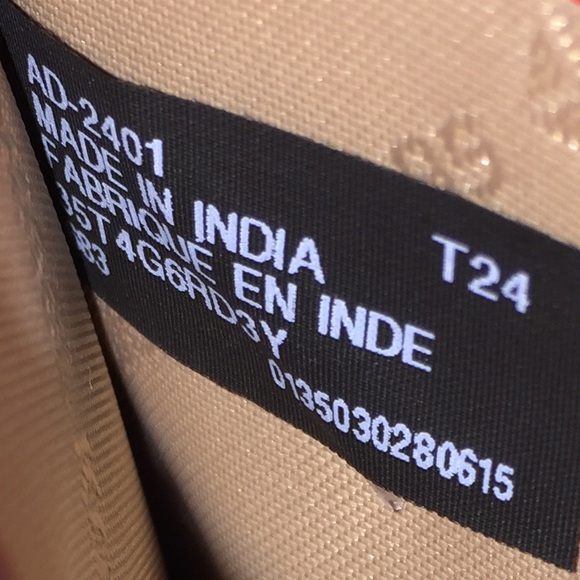 Michael Kors Reed Bright Red Card Holder - Picture 4 of 5